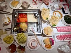 -海底捞火锅(凤凰广场店)