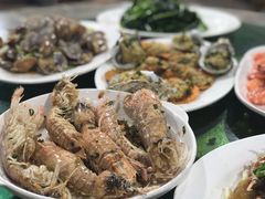 -四川小胡子海鲜(丁村万人海鲜广场店)