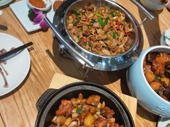 -荷花亭·湖北融合菜(十堰武商MALL店)