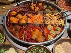 -巴卤社老火锅(财富店)