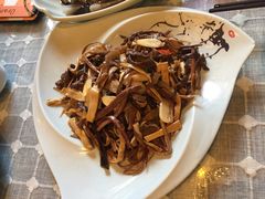 -小厨子私房菜·云南美食店