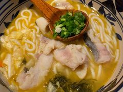 -鑫花溪牛肉米粉(东环大润发店)