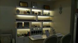 -印奈儿美甲手足护理机构