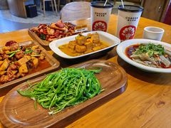 -隔壁老王·家常云南菜(花巷店)