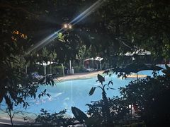 -十万大山布透温泉
