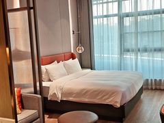 -广州花都融创文旅城希尔顿惠庭酒店