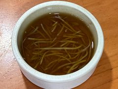 -莱莱小笼·乔艾