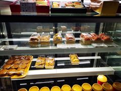 面包甜点陈列柜-和平菓局(王府井店)