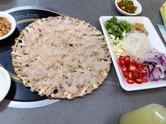 -官塘陈记鱼生·潮汕砂锅粥·牛肉火锅(潮枫路总店)