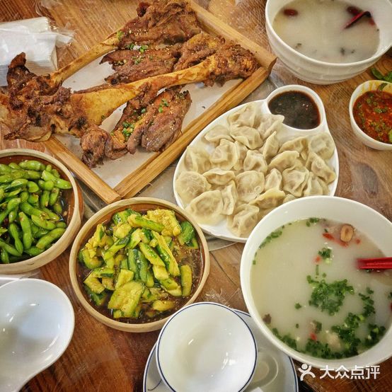 宛清斋·小龙虾烧烤羊汤烤全羊(光谷旗舰直营店)
