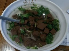 -馋三尺蟹粉小笼(人民广场店)