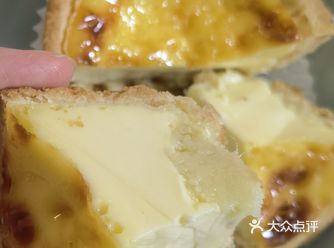 不知道他家为啥是拿破仑这么，我一个能吃肘子肥肉的