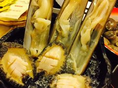 -鲜入围煮花胶鸡海鲜火锅