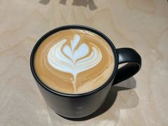 -星巴克臻选(南京金茂览秀城店)