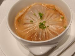 鲜虾蟹肉龙虾汤包-北京厨房(SKP店)