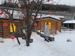 -采薇庄园四季滑雪场