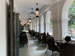 大堂-星巴克臻选(广州沙面店)