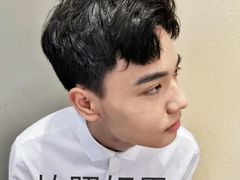 -海马体照相馆(万菱汇店)