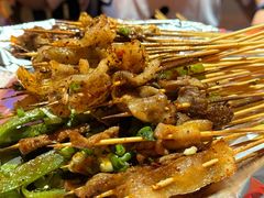 -何师烧烤Pro ·江湖川菜·小龙虾·精酿(太古里旗舰店)