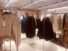 -ZARA(大上海时代广场店)