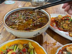 -罗氏豆花饭庄·川菜·土火锅·豆花(卡都花苑店)