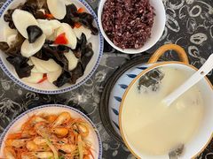 -爱的果实月嫂育婴师(世纪东方店)