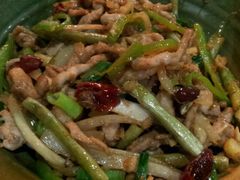 泡菜肉丝-味老大土碗菜(中山三路店)
