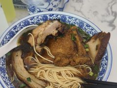 -伟记奥面馆(养育巷店)