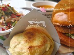 肥瘦肉夹馍-魏家凉皮(大雁塔南广场餐厅)