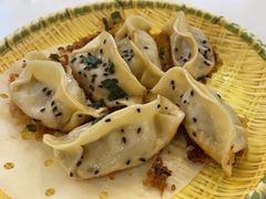 -苏沪老鸿兴城市饭堂(肇嘉浜路店)