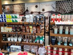 零售区-星巴克臻选(成都宽窄巷子店)