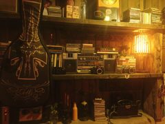 -城墙外BAR