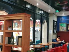 -西西弗书店&矢量咖啡(壹方购物中心店)