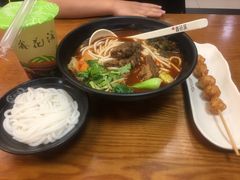 -鑫花溪牛肉米粉(凤凰街创始总店)