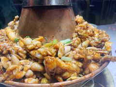 -老佛爷铜炉蛙锅(挂绿店)