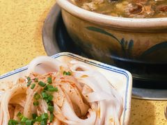 -东巴谷野生菌火锅餐厅