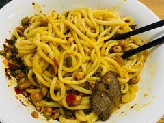 -牛八宝桂林米粉(八里庄店)