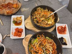 -豚妈妈汤饭·部队锅(南京东路店)