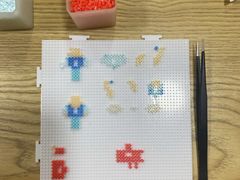 -花栗创意手工馆·小戏拼豆店