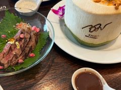 -Chom Cafe and Restaurant