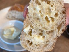 -ROAST coffee & eatery