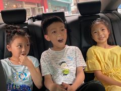 -爱蹦iBOON蹦床运动馆(江汉店)