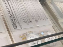 -玉凡奢侈品黄金回收