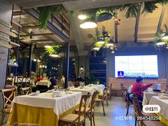 大堂-屋顶花园餐厅(步行街老地王大厦店)