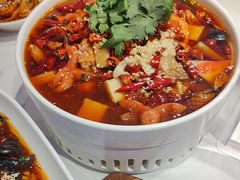 -巴特餐饮6加1音乐餐吧·新疆菜