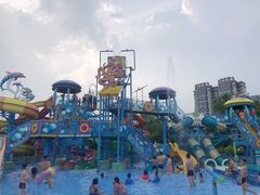 -欢乐水魔方水世界