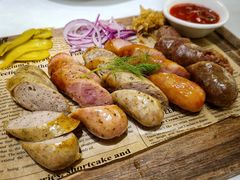 俄罗斯煎肠拼盘-马克西姆俄罗斯餐厅(通亚街店)