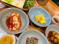 -草家酱蟹炭火烤肉店(珲春南路一店)