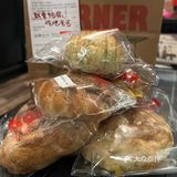 所有人 我不许你们不去Korner家买面包🫶🏻