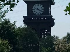 小火车候车亭-永定河休闲森林公园